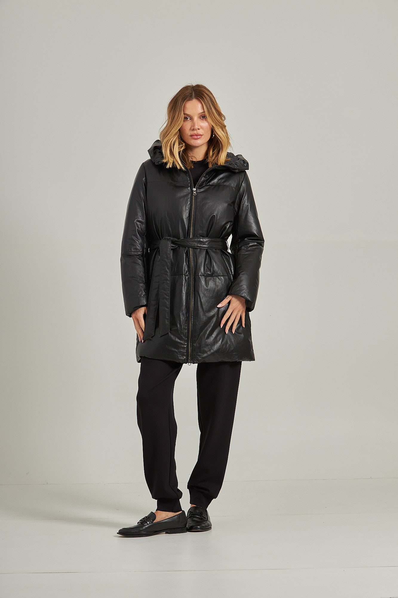 Puffer couro - Preto