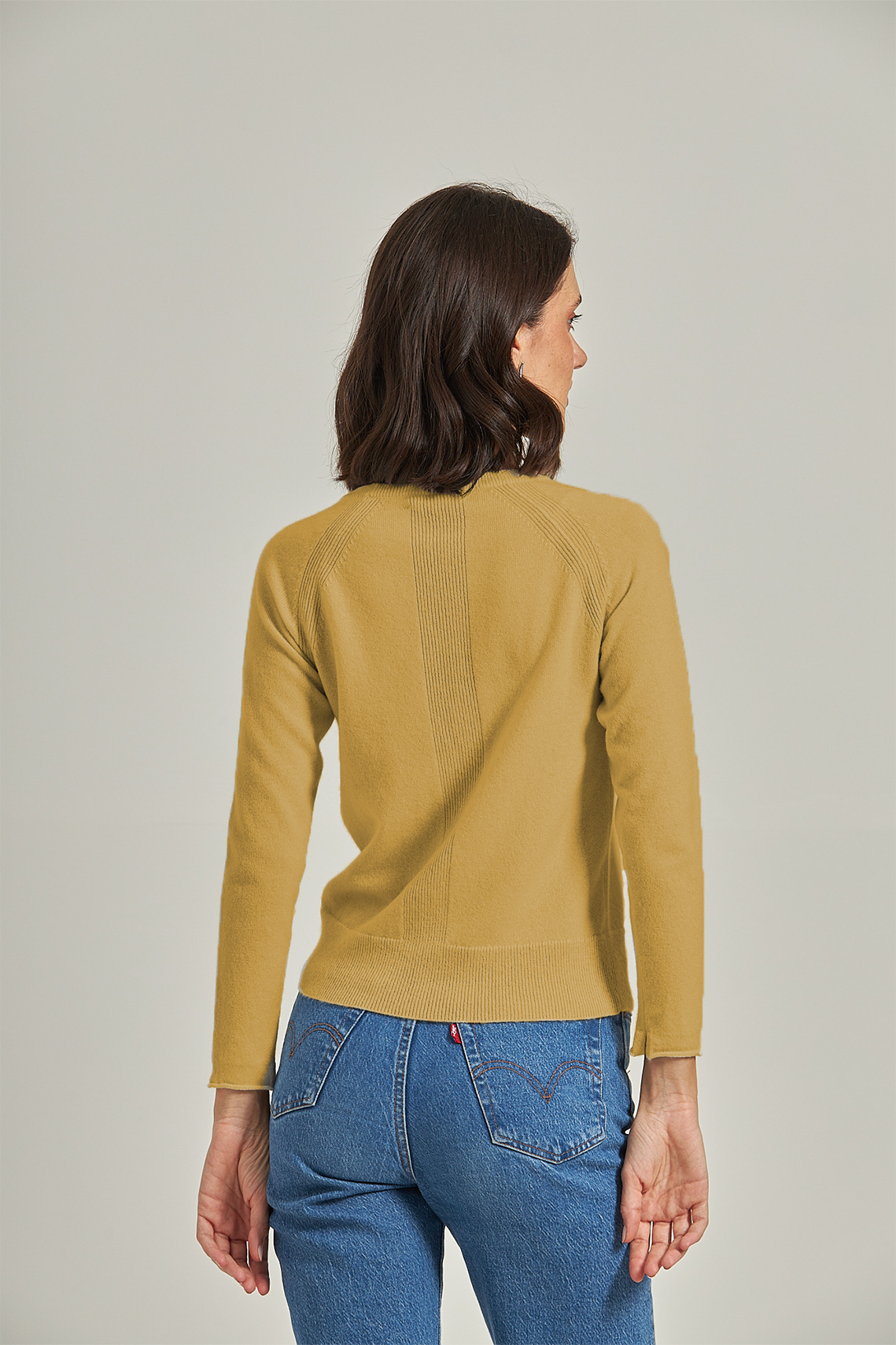 Sueter 100% cashmere gola U - Caramelo