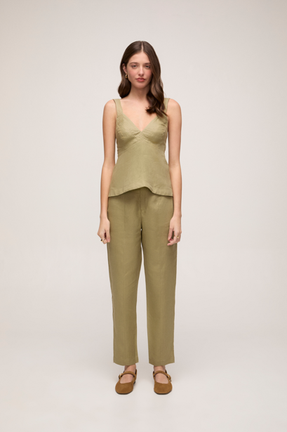 Blusa em Linho com decote - Verde Militar Claro