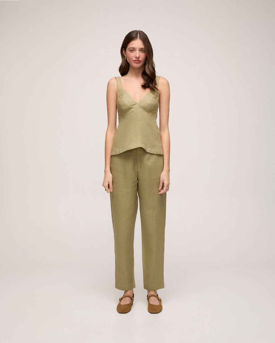 Calça em Linho - Verde Militar Claro