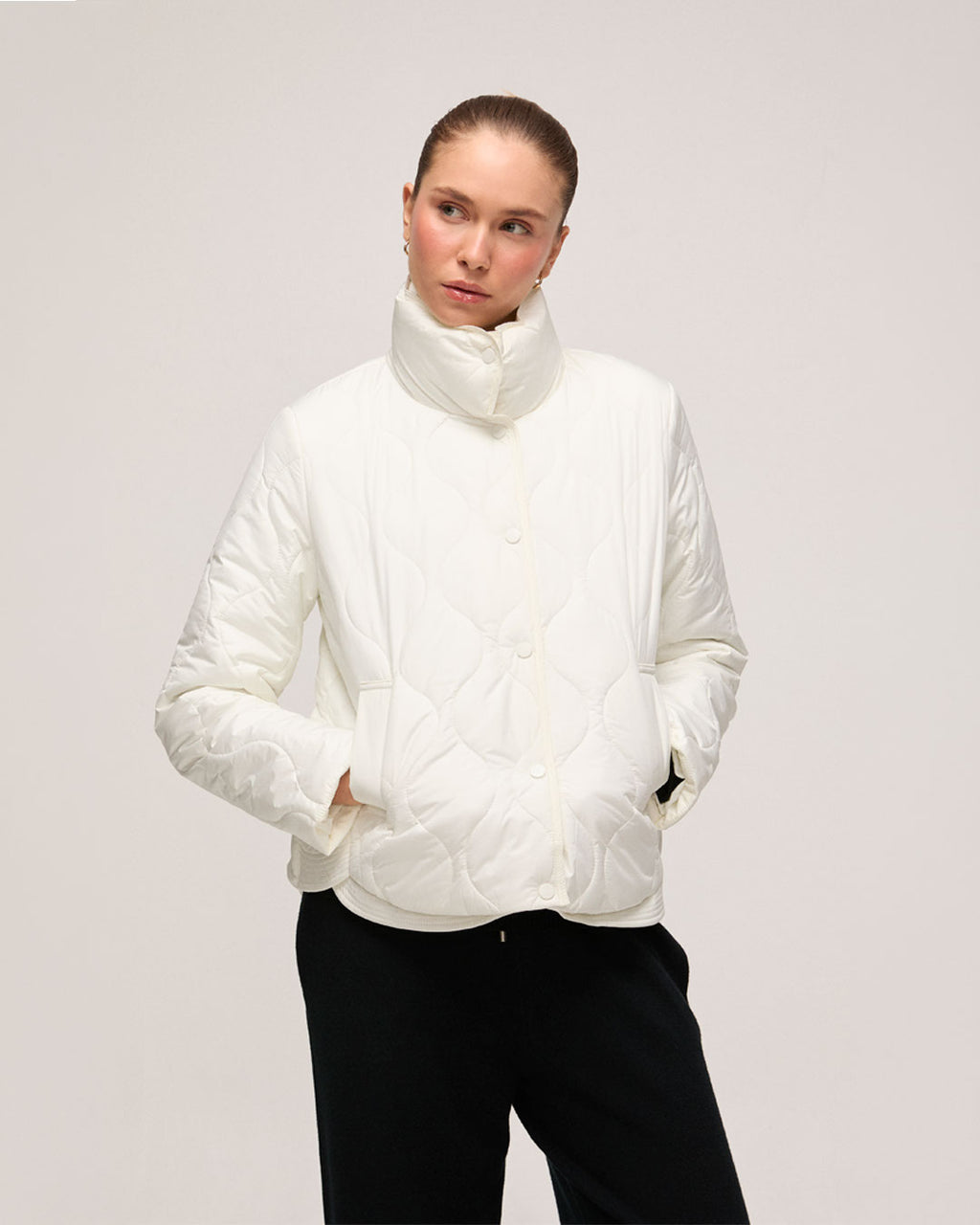 Jaqueta em Nylon - Off White