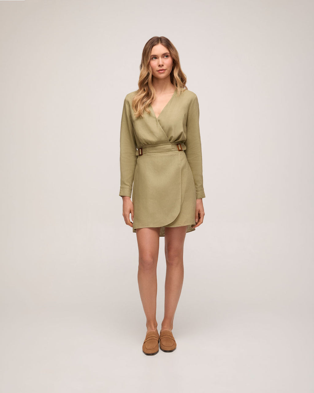 Vestido em Linho - Verde Militar Claro