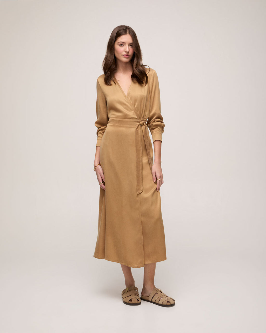 Vestido Manga Longa em Cupro Washed - Bege Amendoa