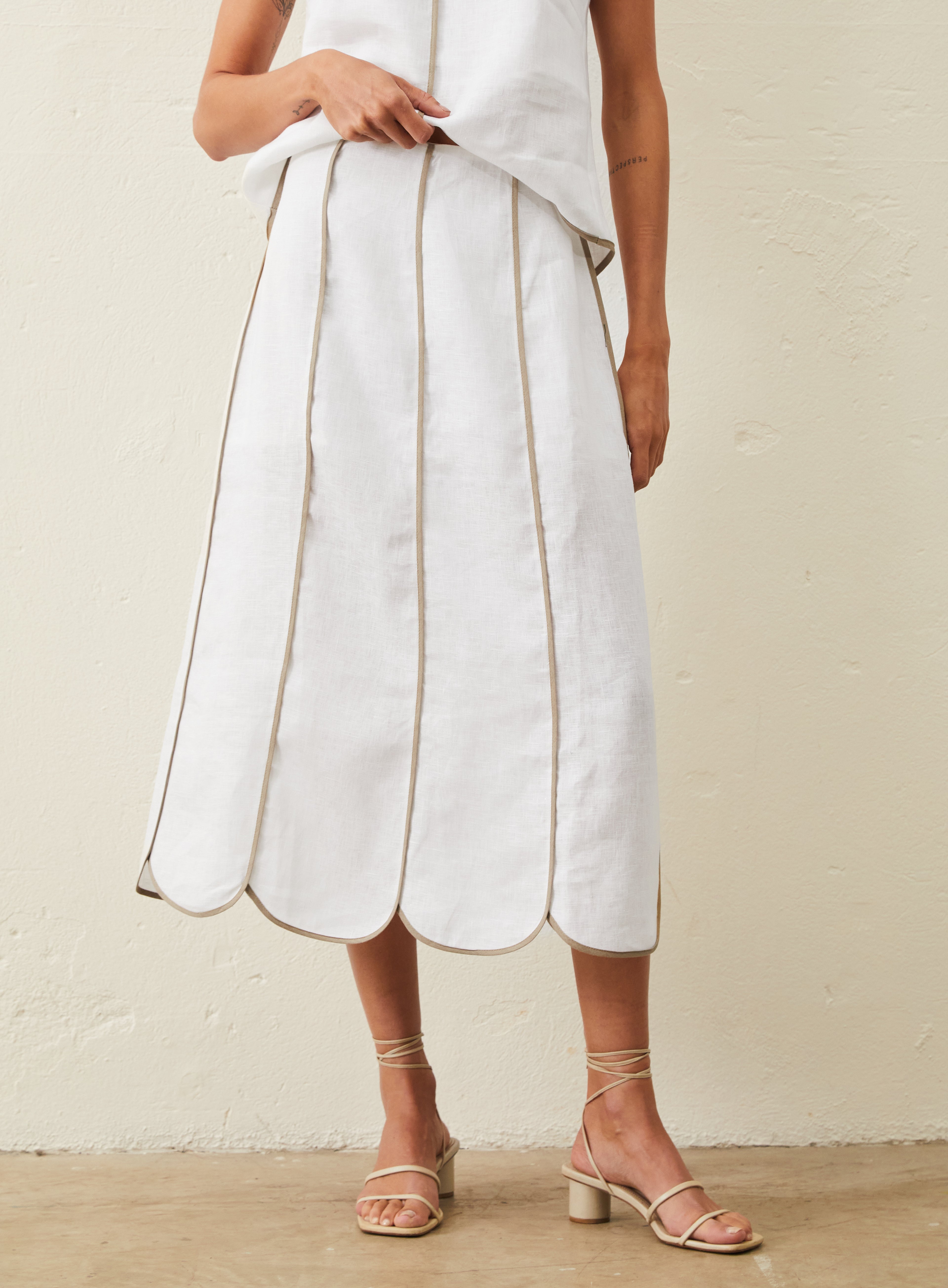 Saia Midi Em Linho Com Detalhe Bicolor - Off-White