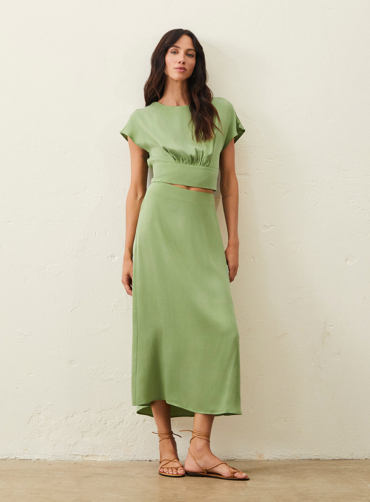 Saia Midi Em Cupro - Verde