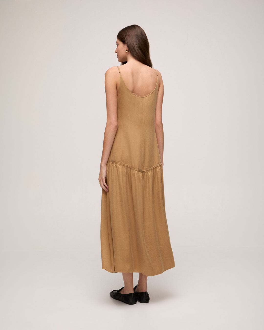 Vestido em Cupro - Bege Amêndoa