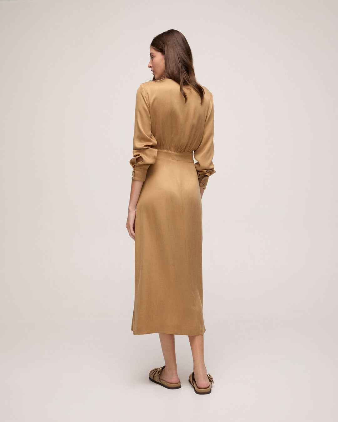 Vestido Manga Longa em Cupro Washed - Bege Amendoa
