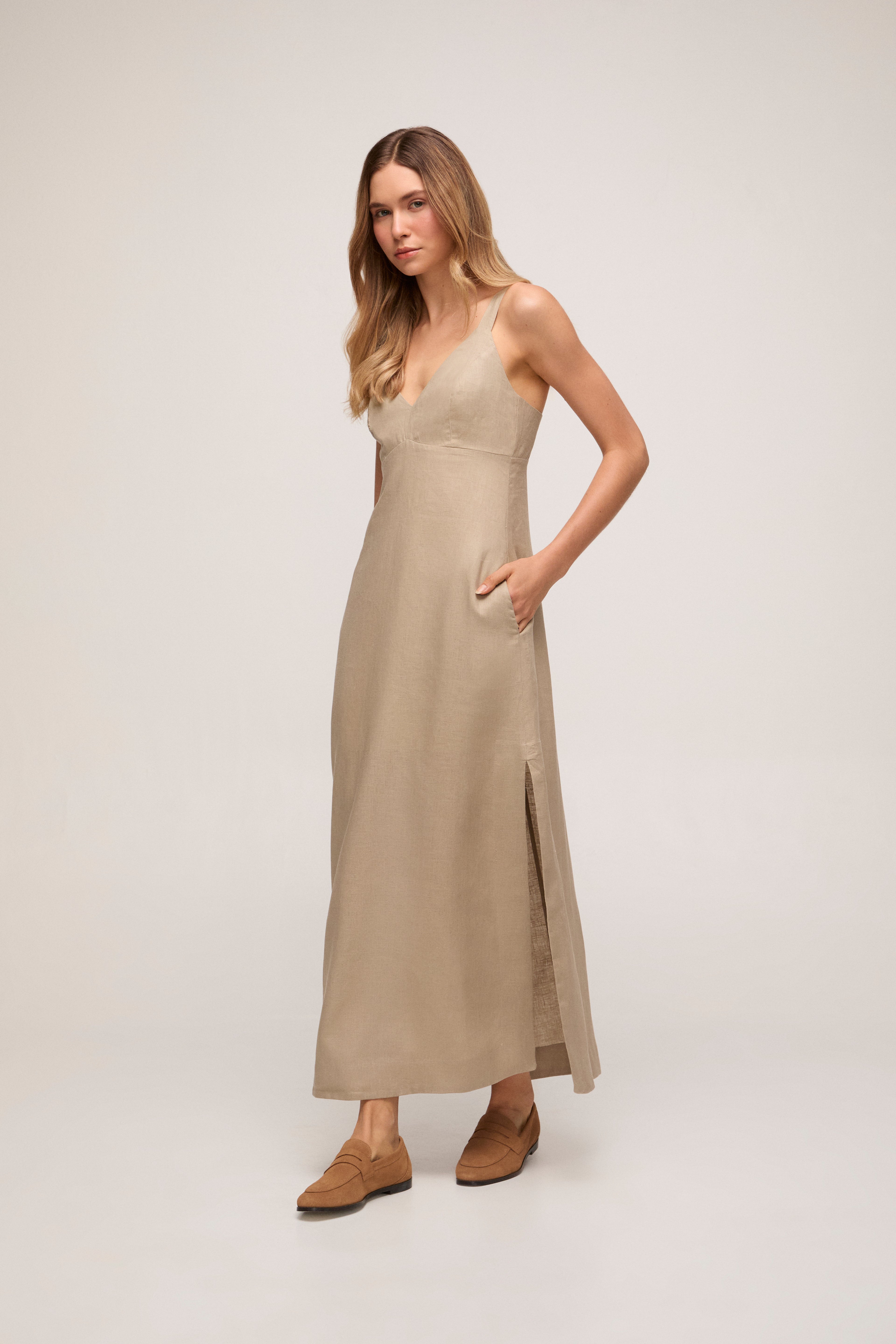 Vestido em Linho - Bege Claro