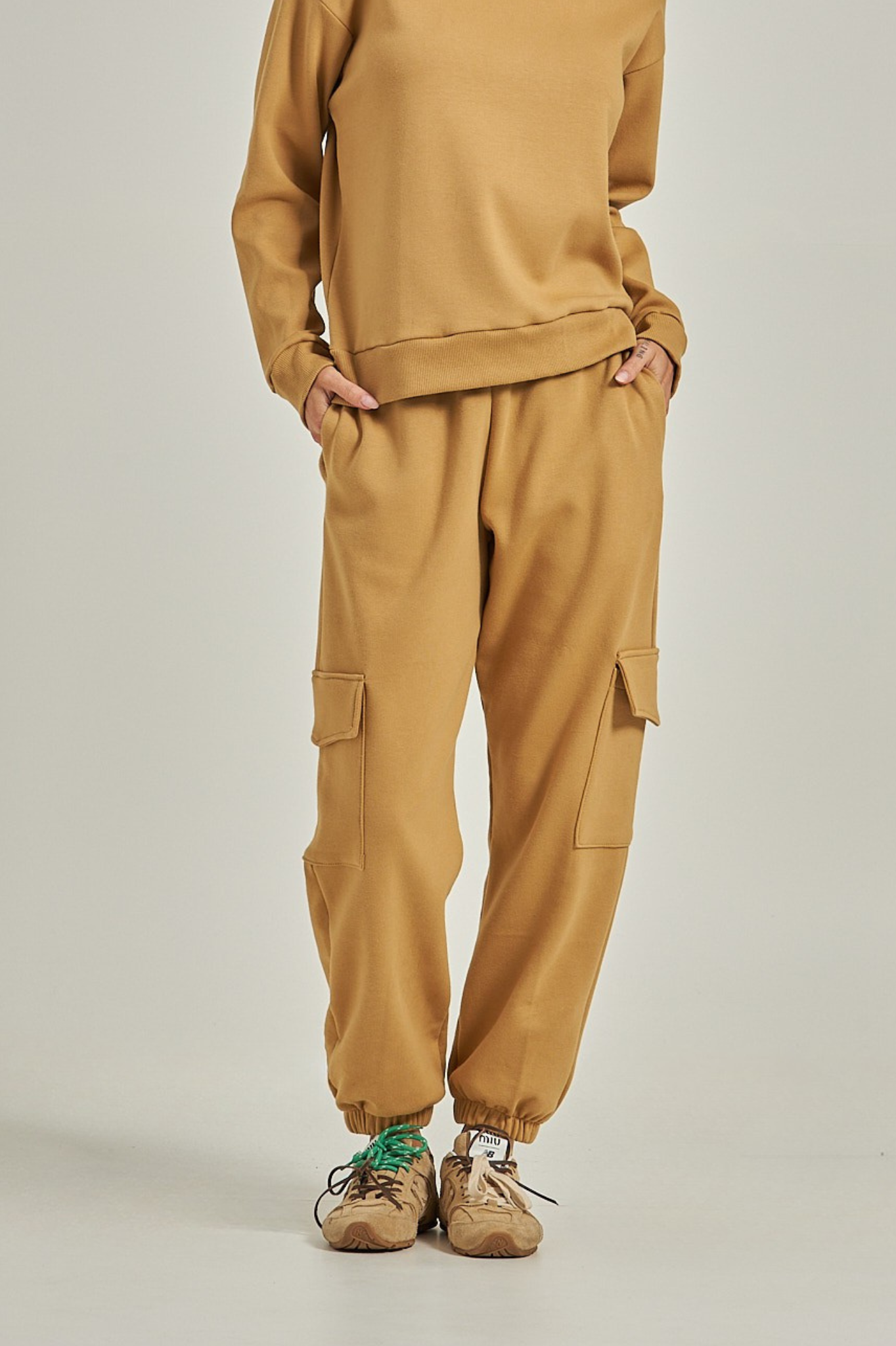 Calça jogger c/ bolso - Caramelo