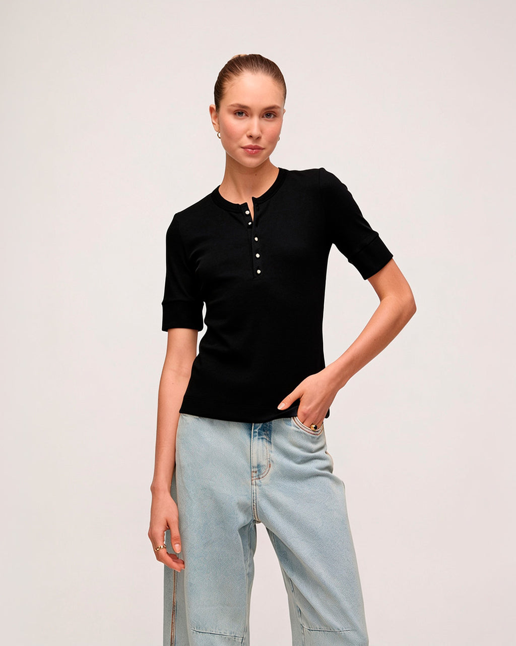 Blusa Manga Curta em Malha - Preto