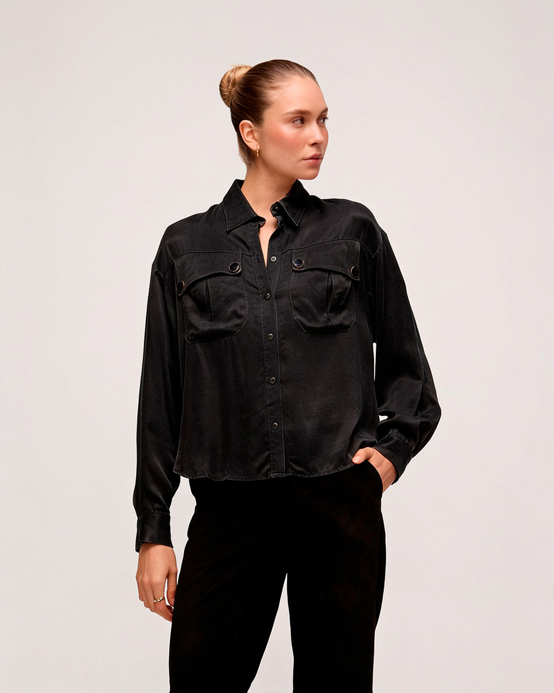 Camisa em Cupro Washed - Preto