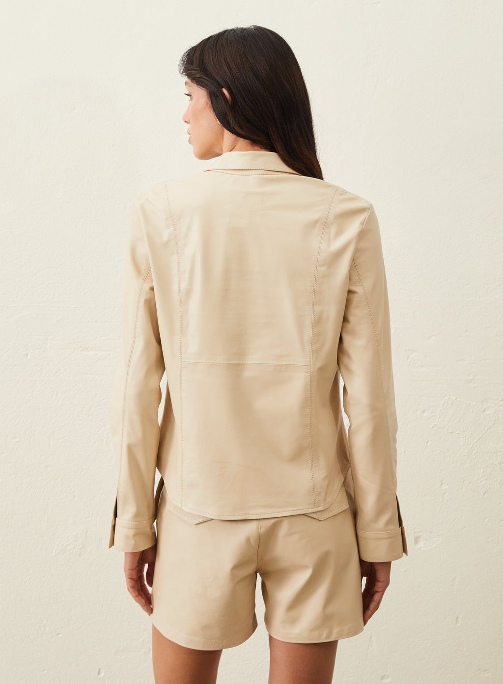 Camisa De Couro Com Amarração - Bege