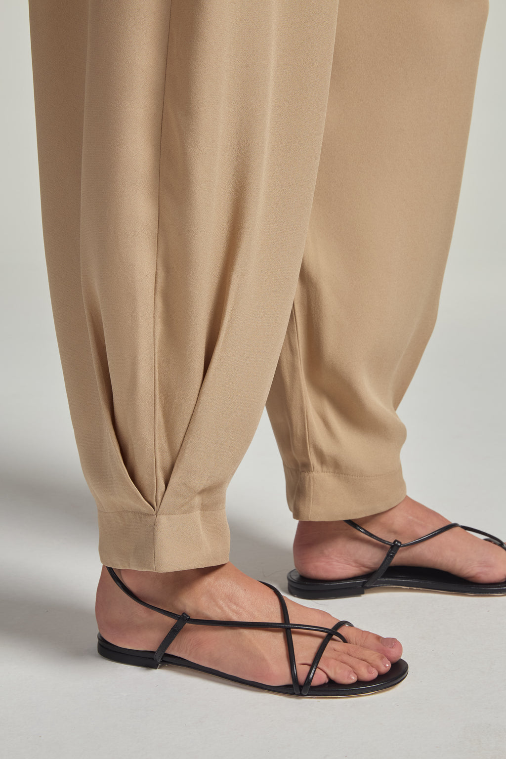Calça carrot - Camelo