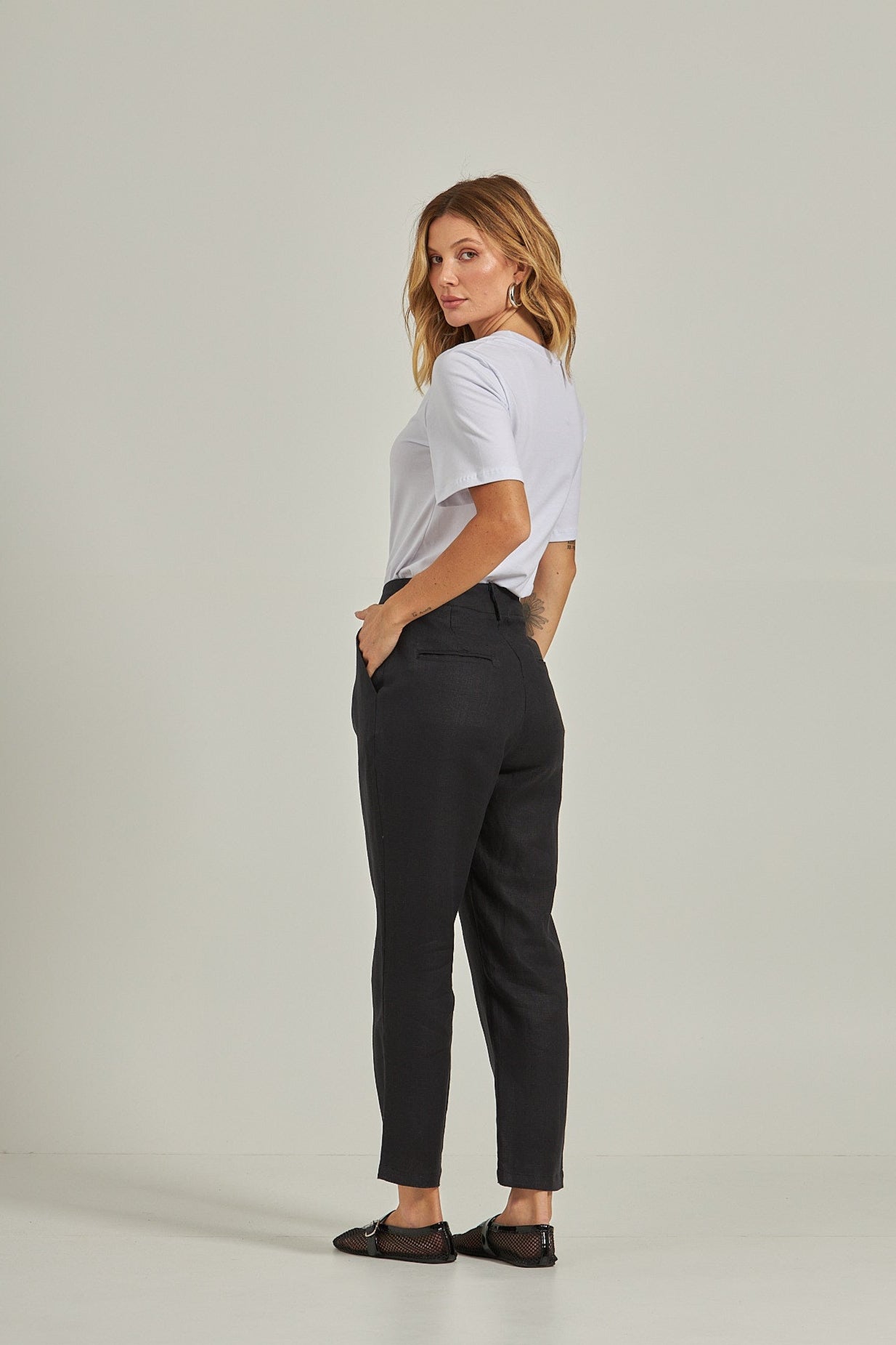 Calça cenoura Linho - Preto