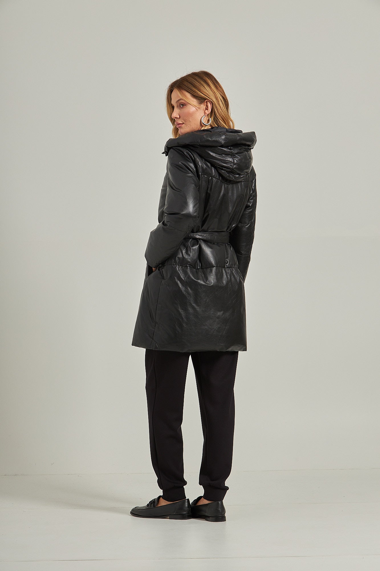 Puffer couro - Preto