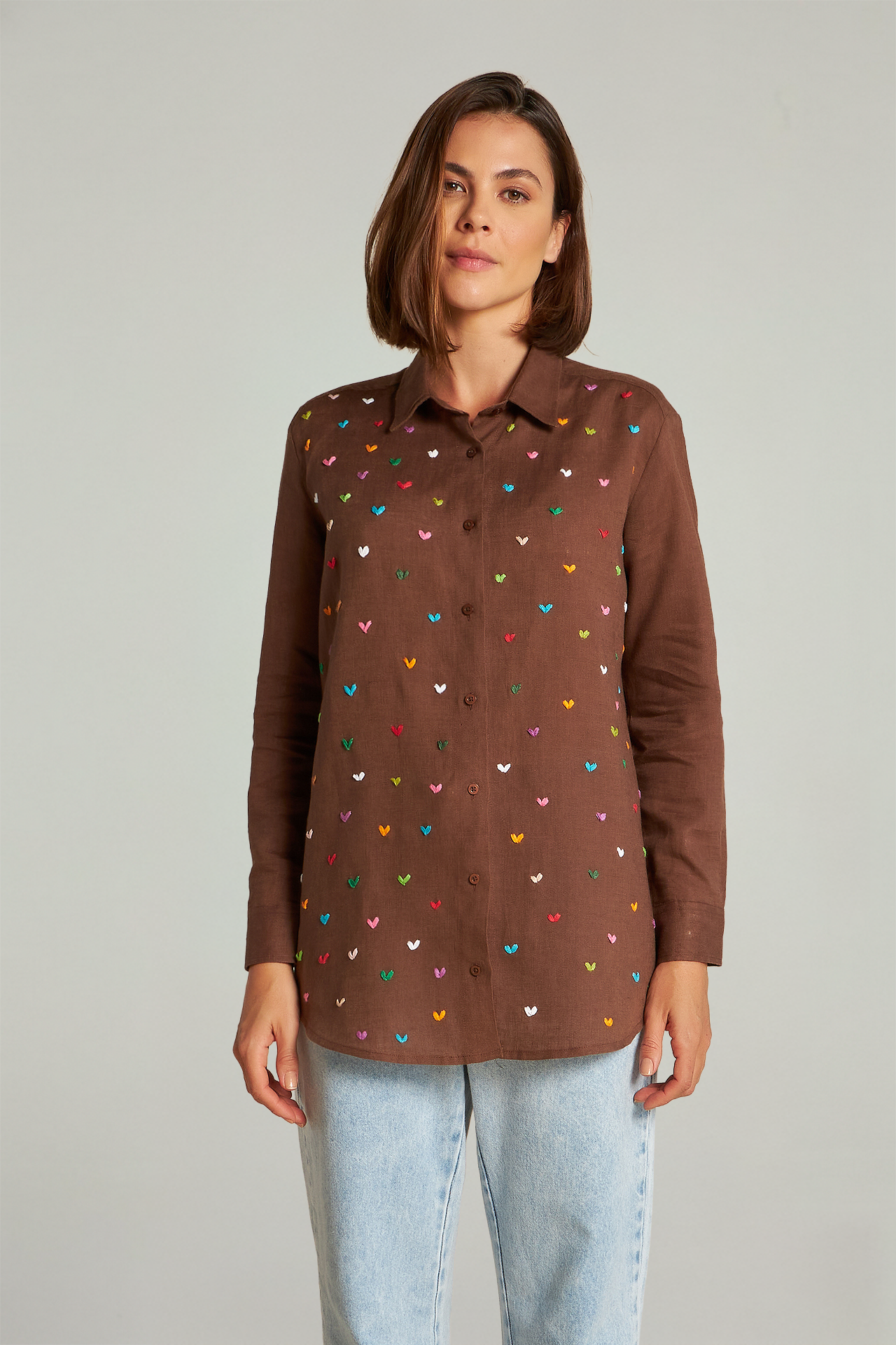 Camisão em linho bordado - Marrom