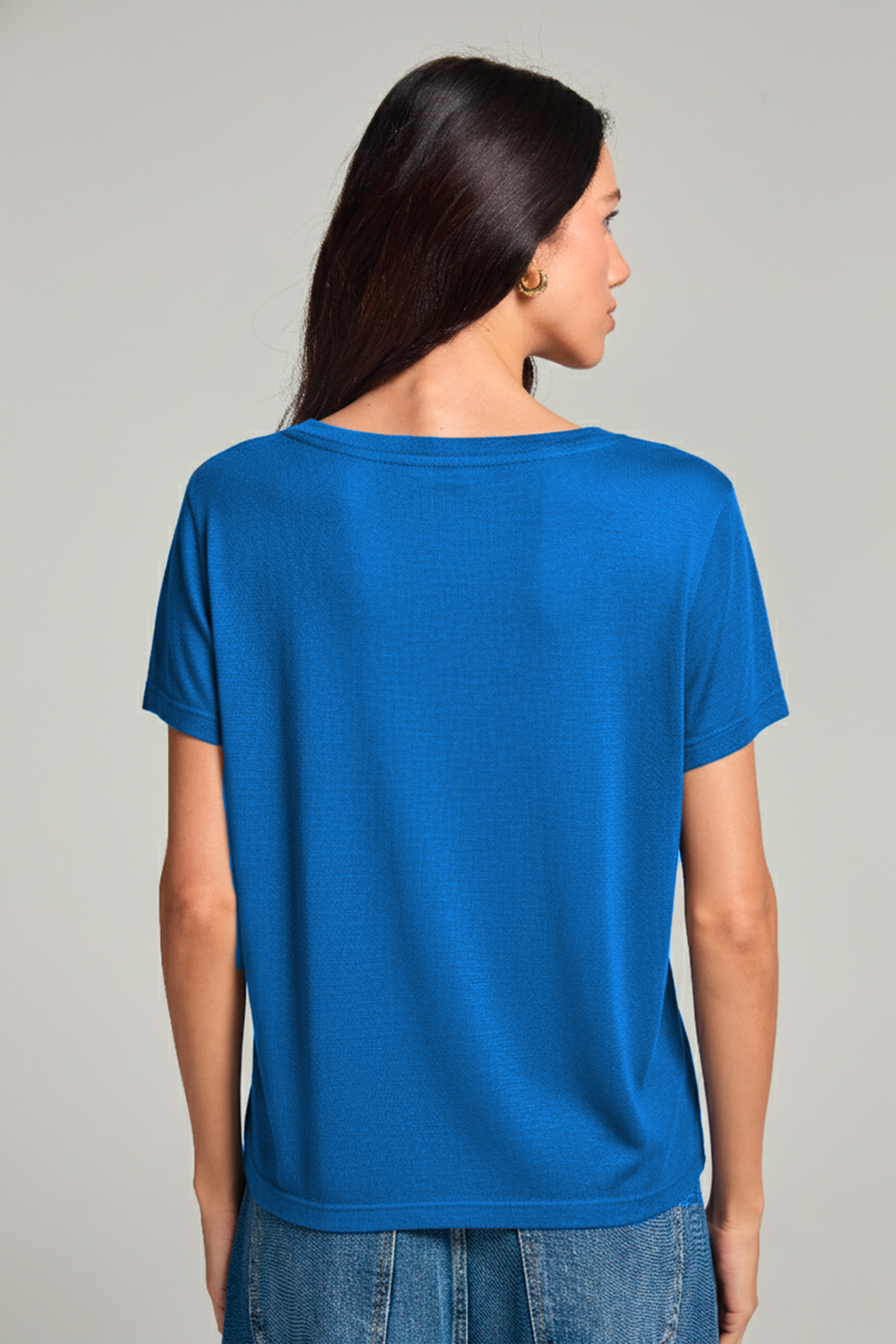 Camiseta gola v em viscolinho - Azul Royal