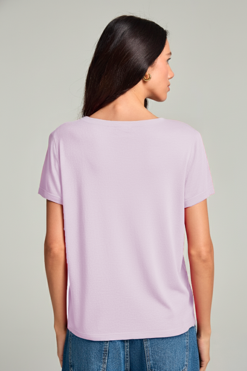 Camiseta gola v em viscolinho - Lavanda