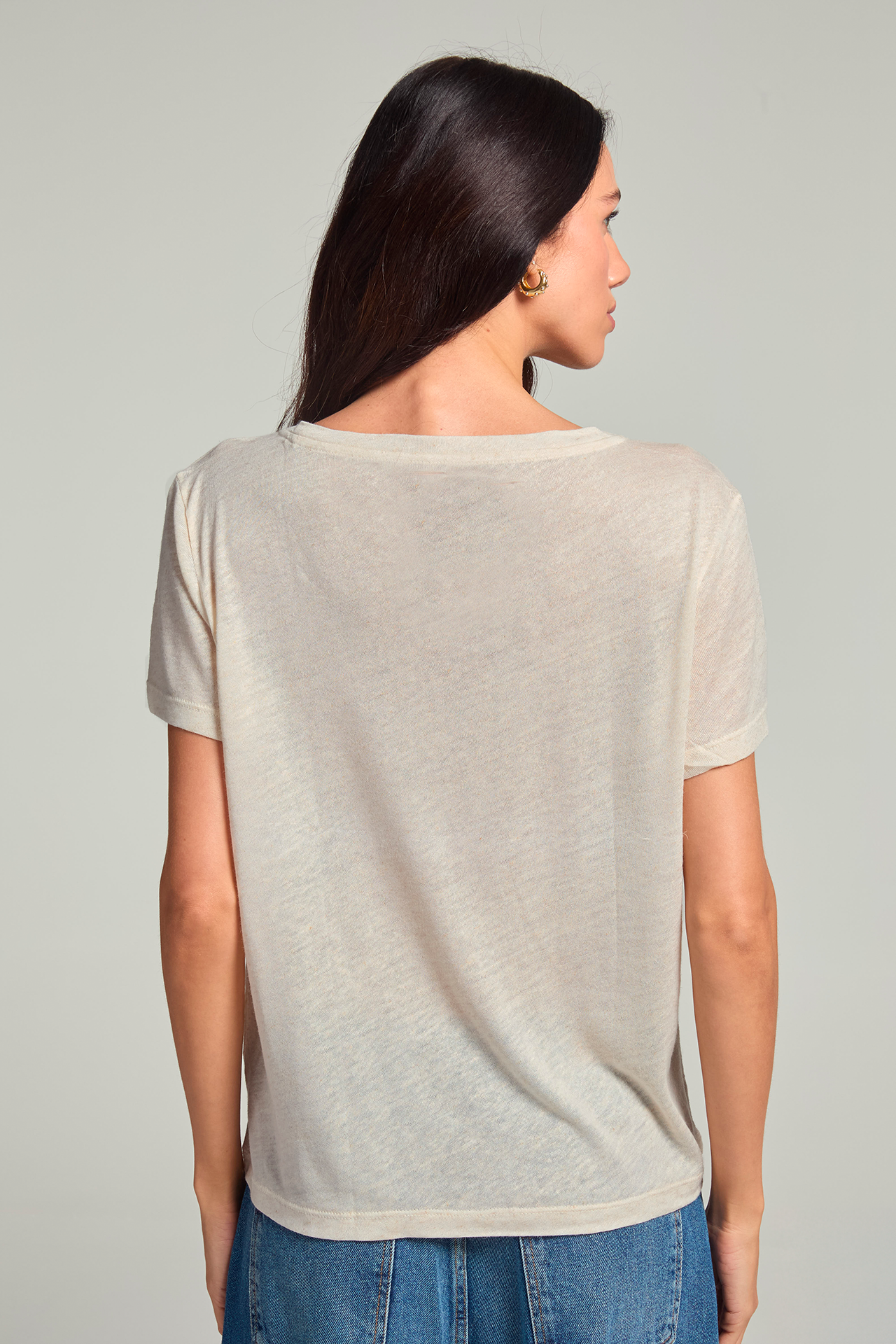 Camiseta gola v em viscolinho -  Nature