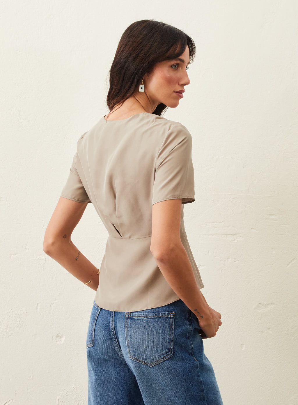Blusa De Seda Com Amarração - Bege