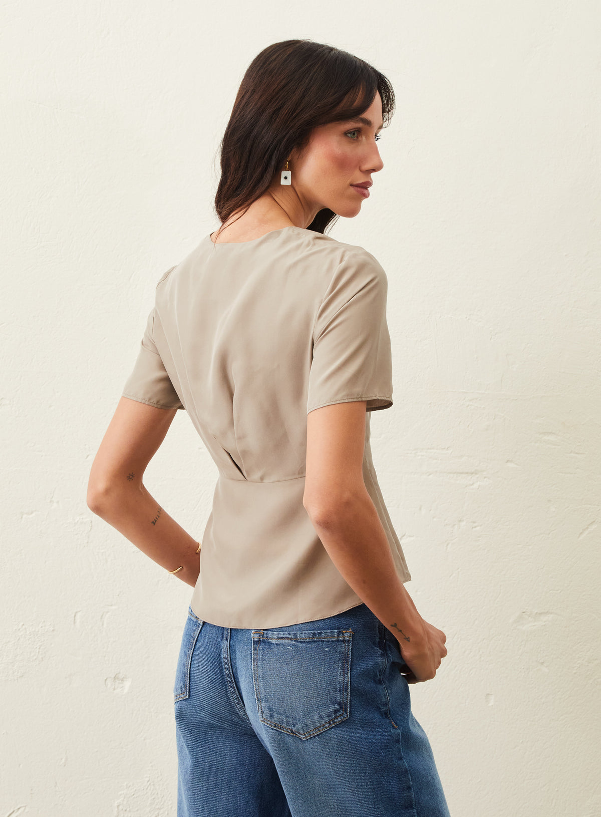 Blusa De Seda Com Amarração - Bege