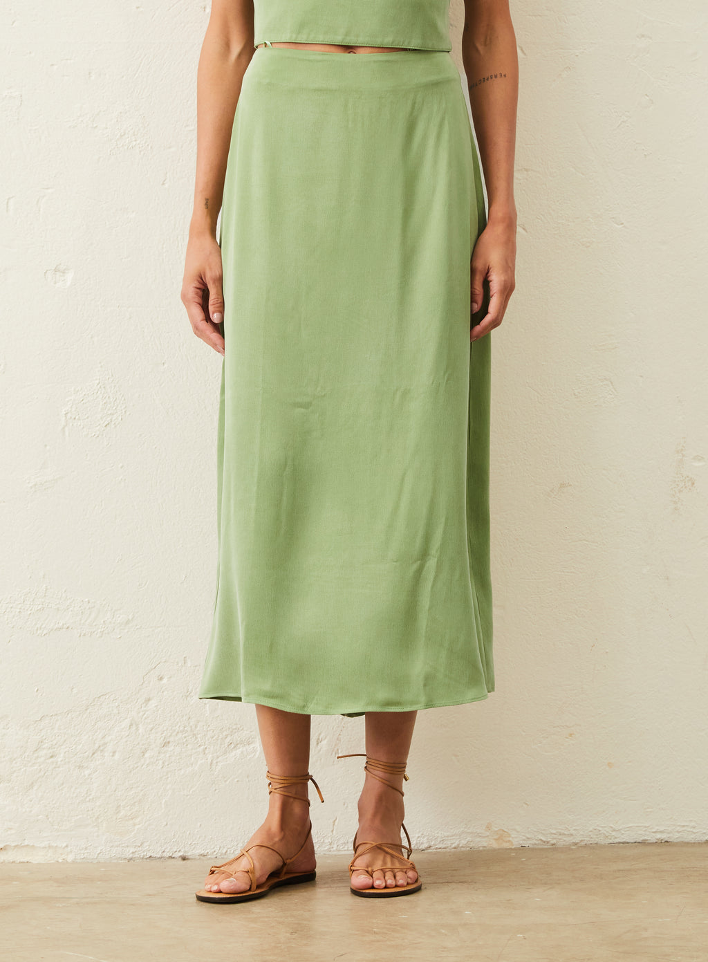 Saia Midi Em Cupro - Verde
