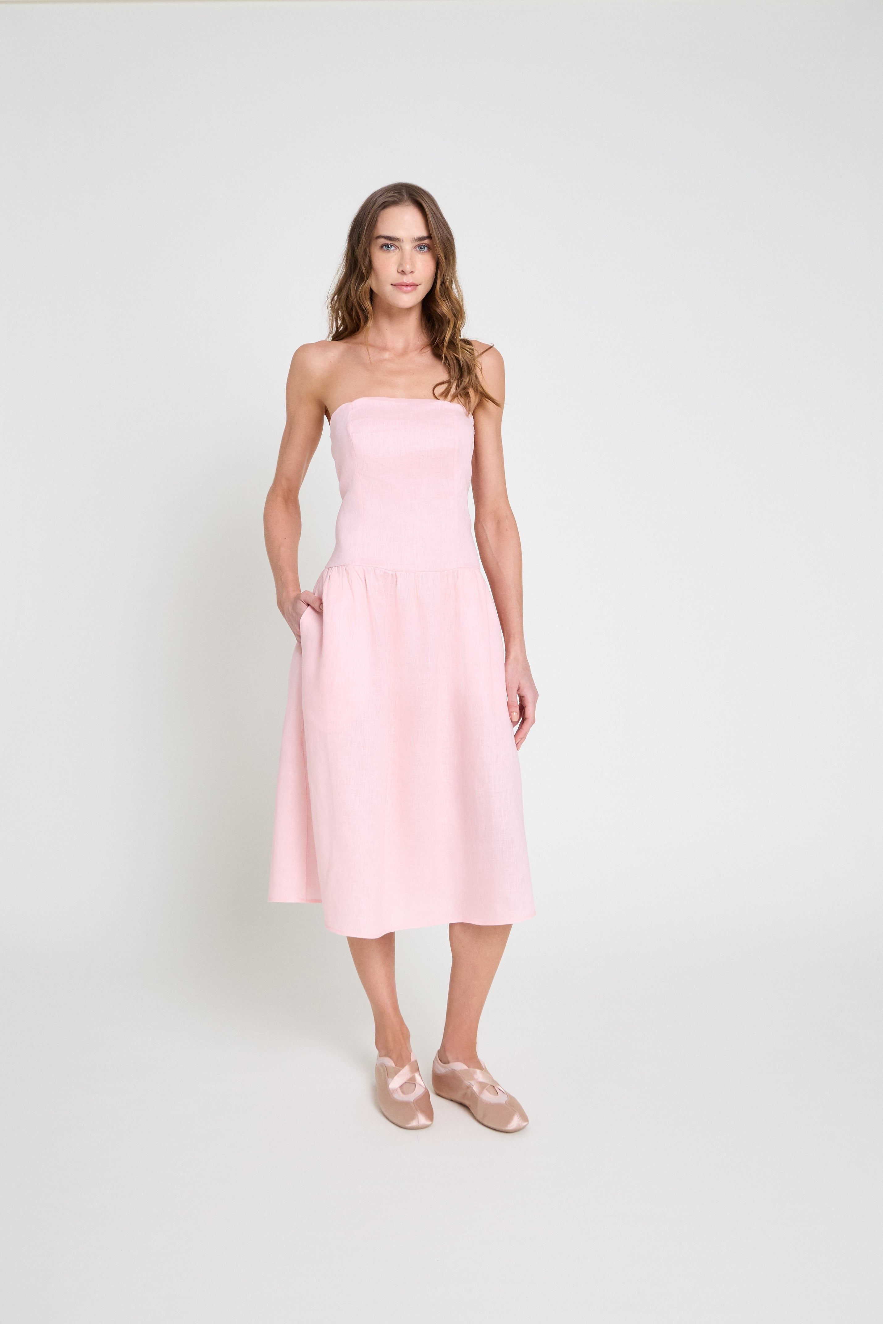 Vestido em linho - Rosa