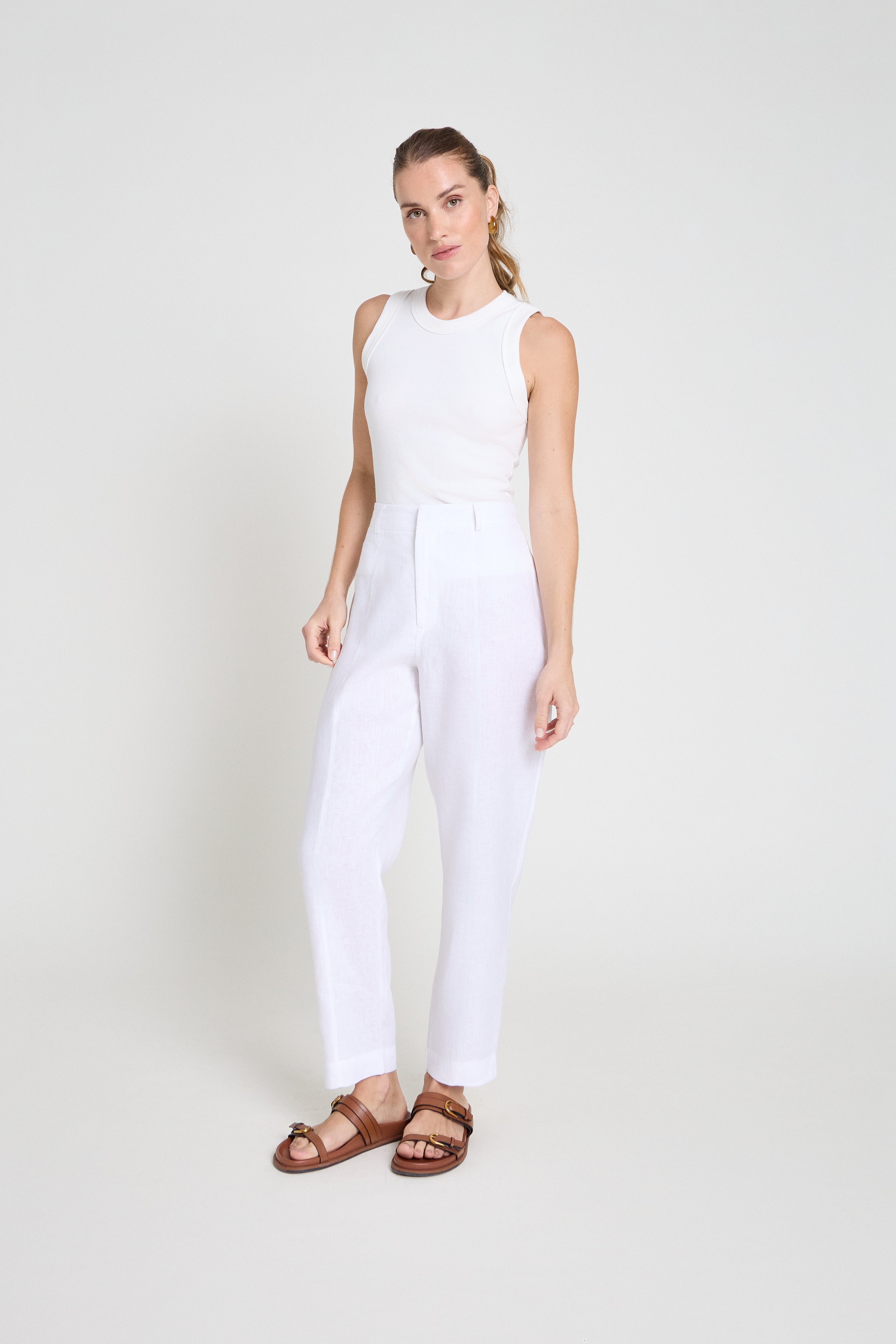 Calça em linho com recortes - Branco