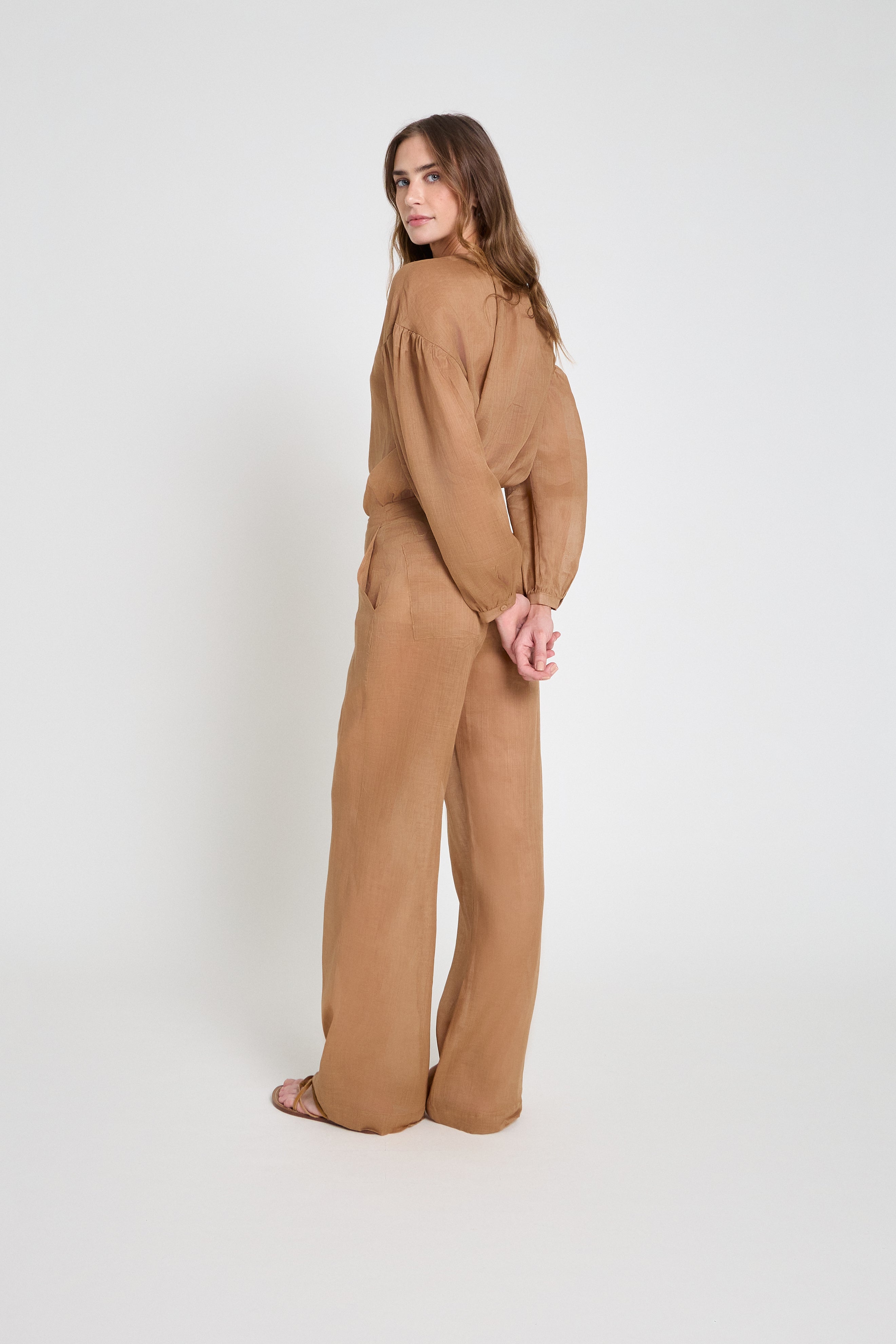 Camisa ampla em voil - Mocha