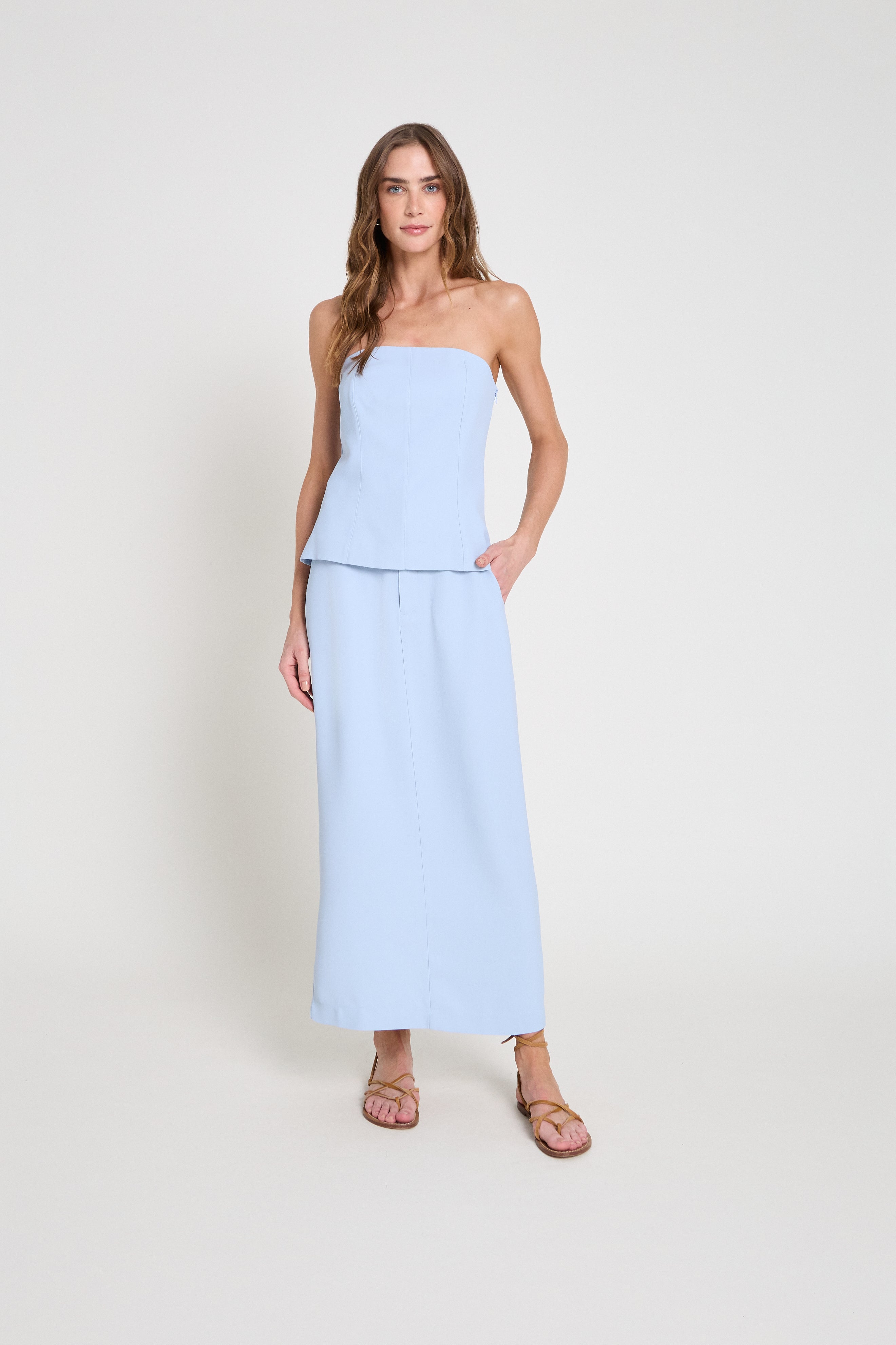 Top de crepe sem alça - Azul claro