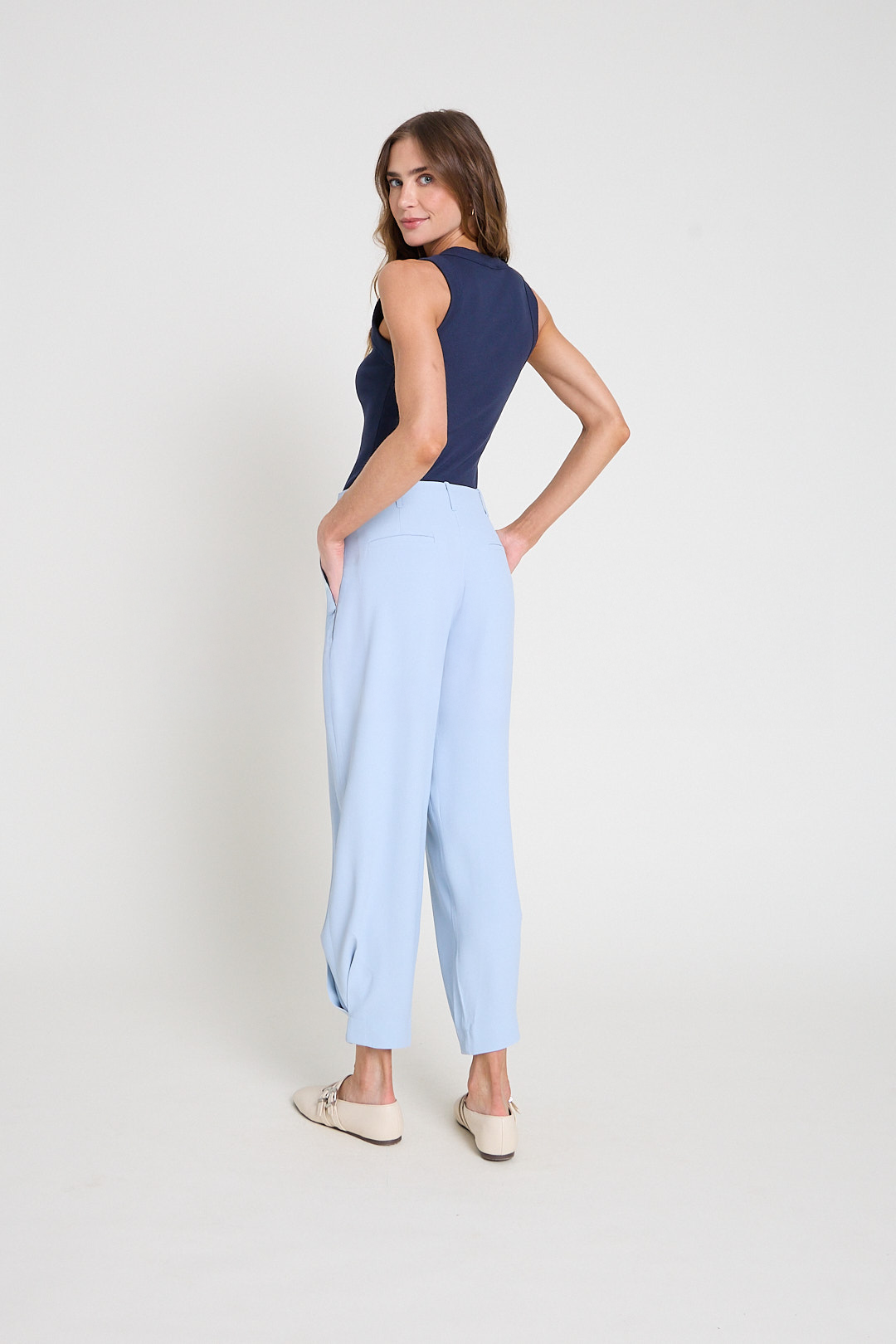 Calça cenoura - Azul claro