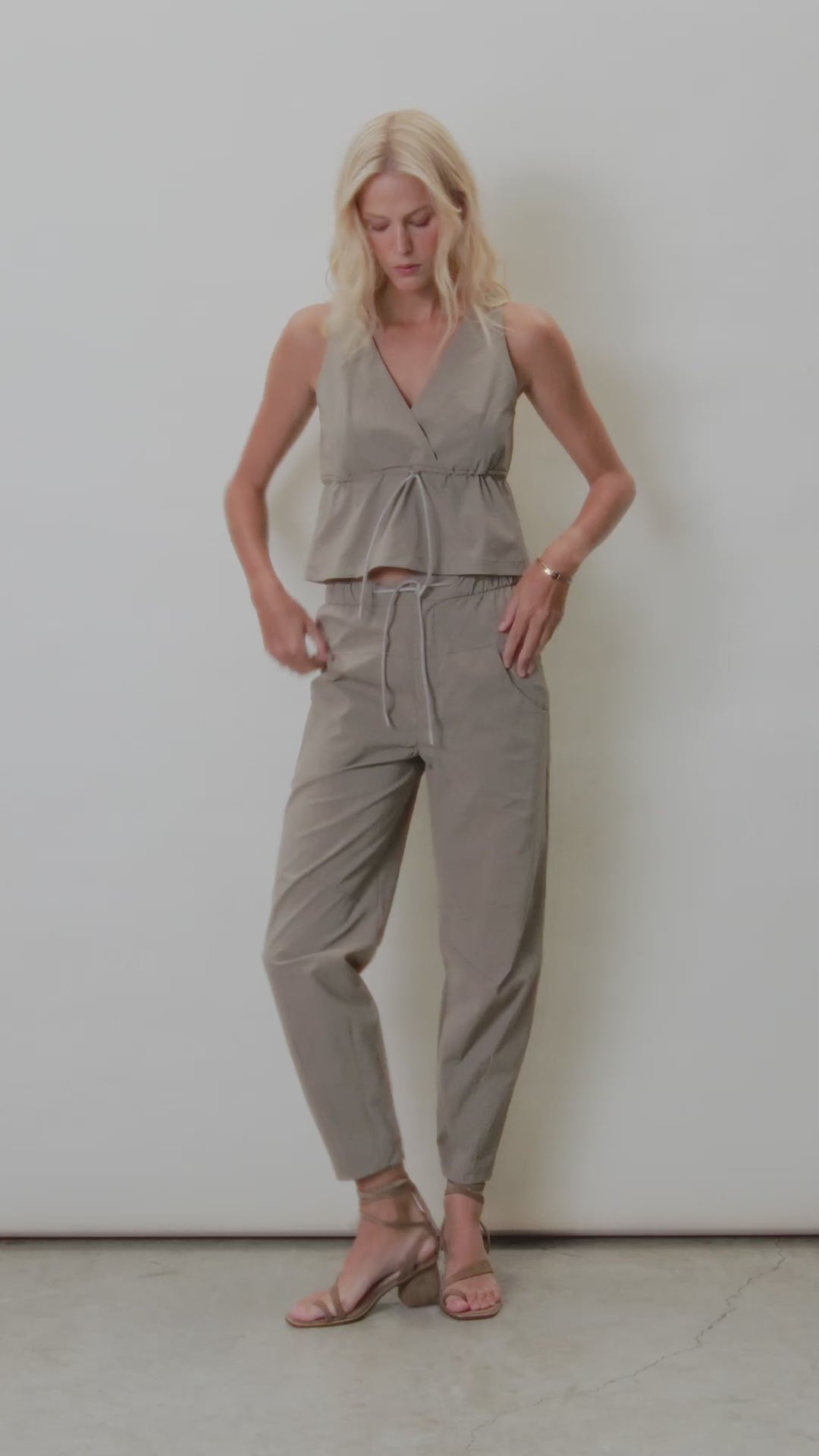 Blusa De Nylon - Bege