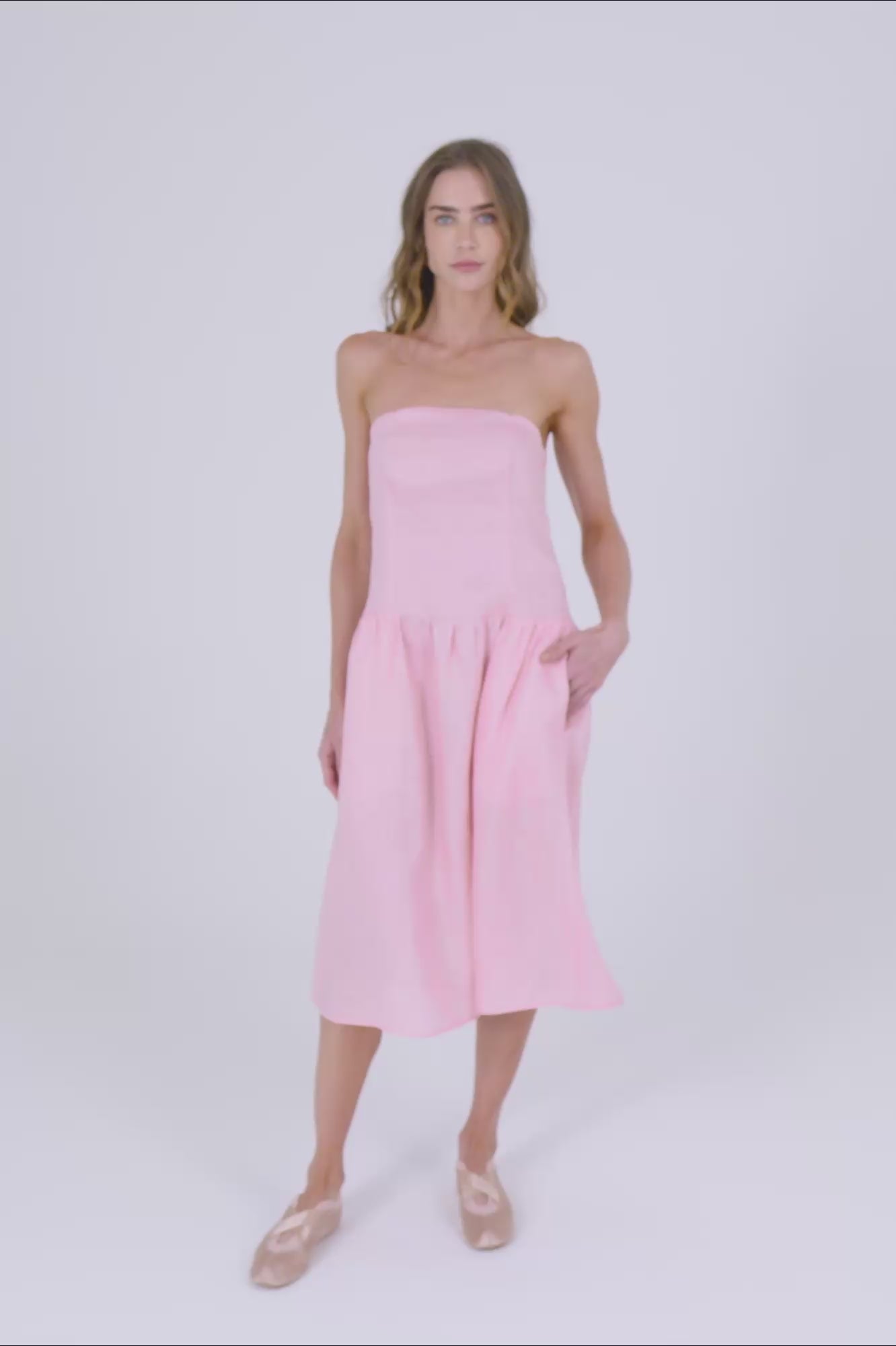 Vestido em linho - Rosa